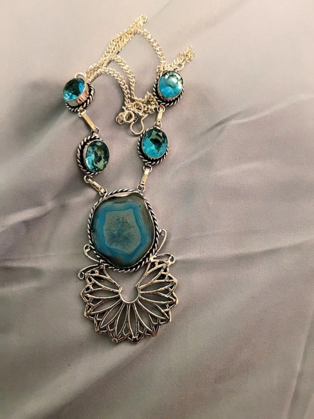 Bright Blue Geode Agate Pendant Necklace Beautiful!